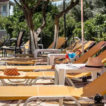 Apartment Marketos 2