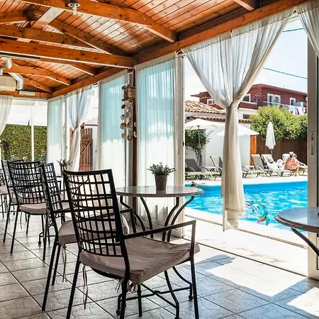 Marketos 2 * Svoronata