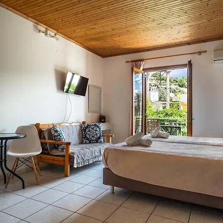 Apartment Marketos 2